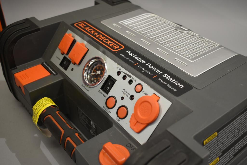 Black & Decker Portable Power Station Jump Starter