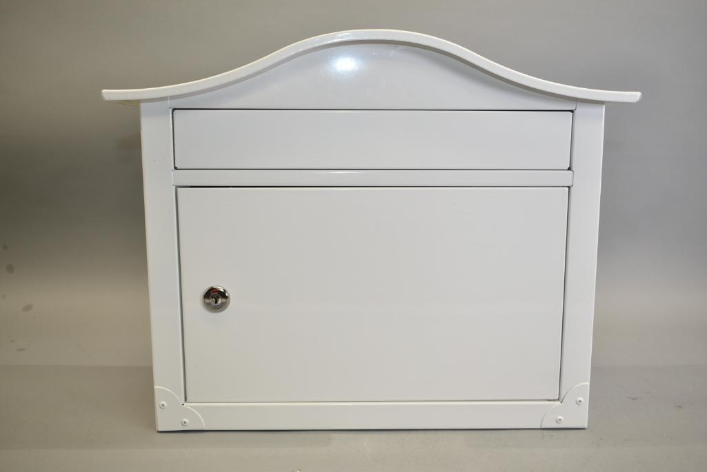 Architectural Mailboxes The Saratoga White Wall Mounted Steel Mailbox