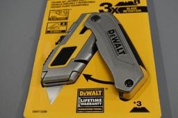 Dewalt Folding Retractable Knife