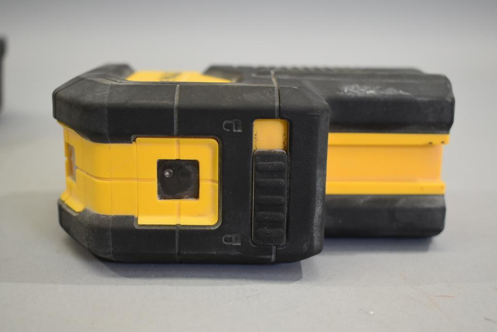 Dewalt 100 ft. Red Self-Leveling 3-Spot Laser Level