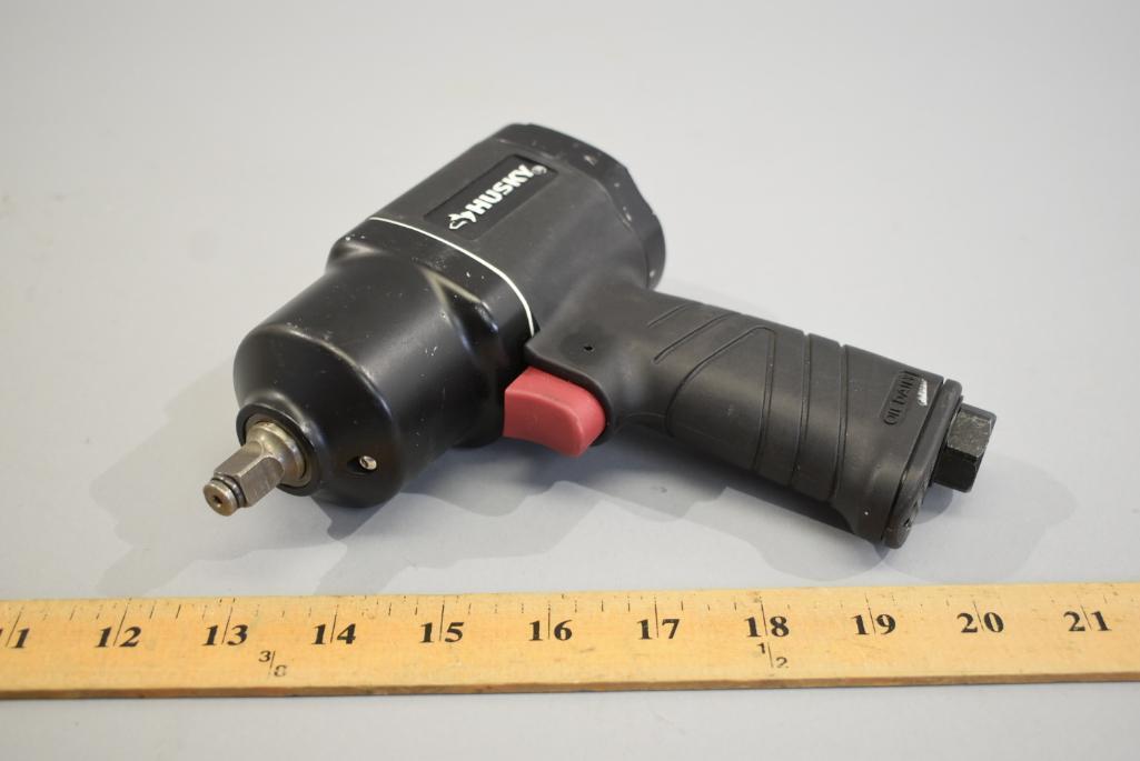 Husky Pneumatic 3/8in Impact Wrench