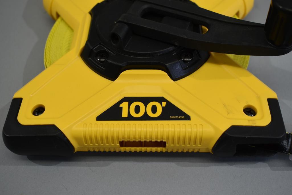 Dewalt Fiberglass 100ft Long Tape Measure