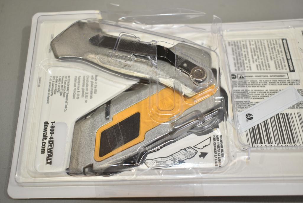 2 Dewalt Folding Retractable Knives