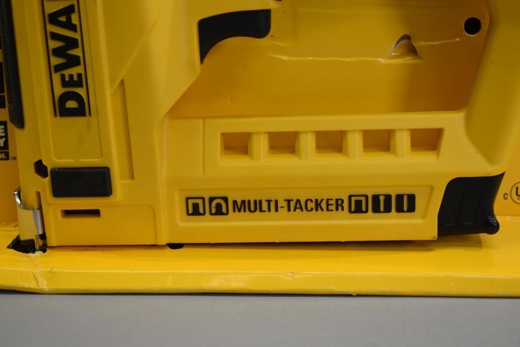 Dewalt Multi-Tacker Nail / StapleGun