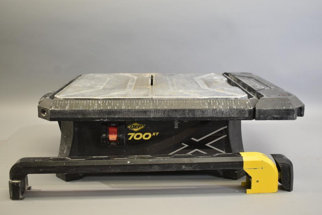 QEP 700XT 7in Tile Wet Saw With Extension Table