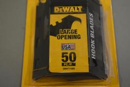 Dewalt Hook Razor Blades