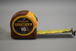 2 16ft Tape Measures