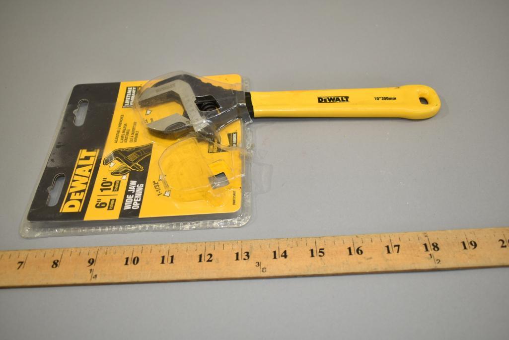 Dewalt Wide Jaw Opening Adjustable Wrench