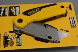 2 Dewalt Folding Retractable Knives