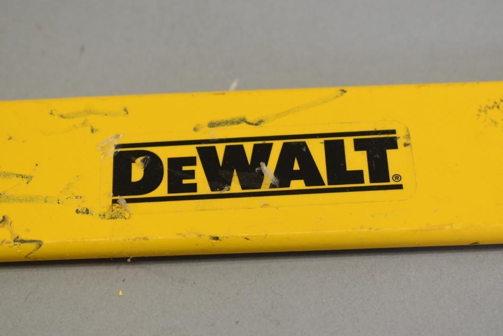 Dewalt Pry Bar