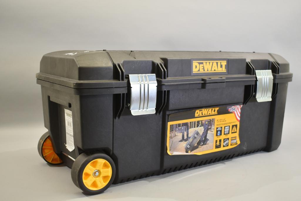 Dewalt Rolling Tool Box