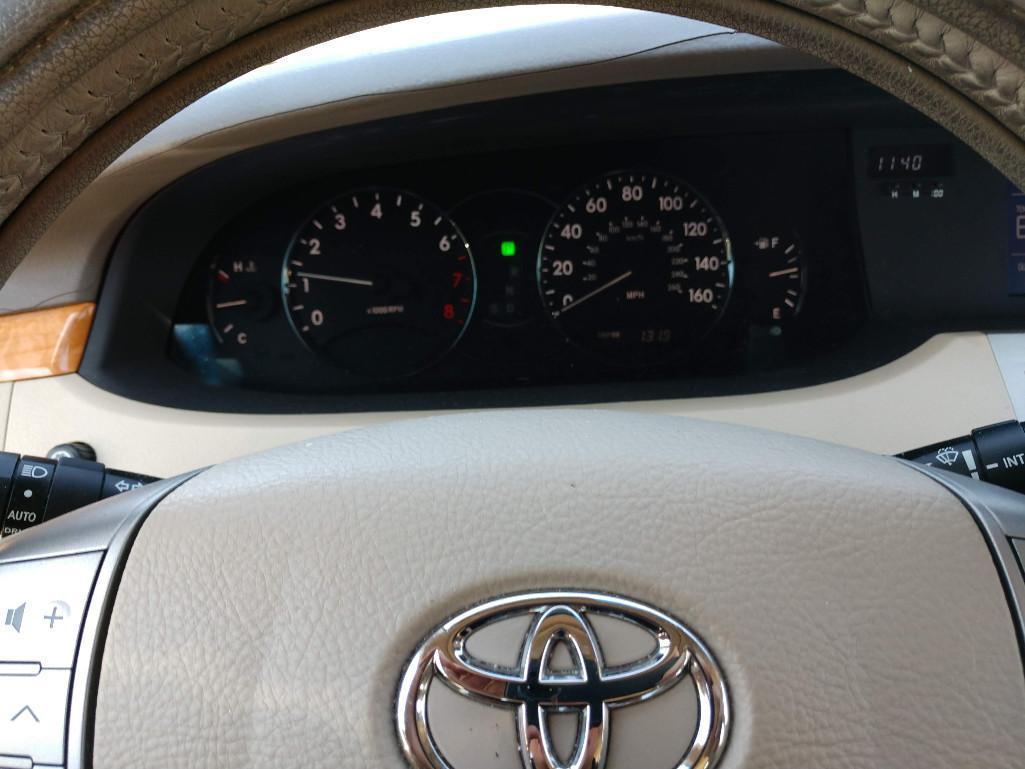 2005 Toyota Avalon