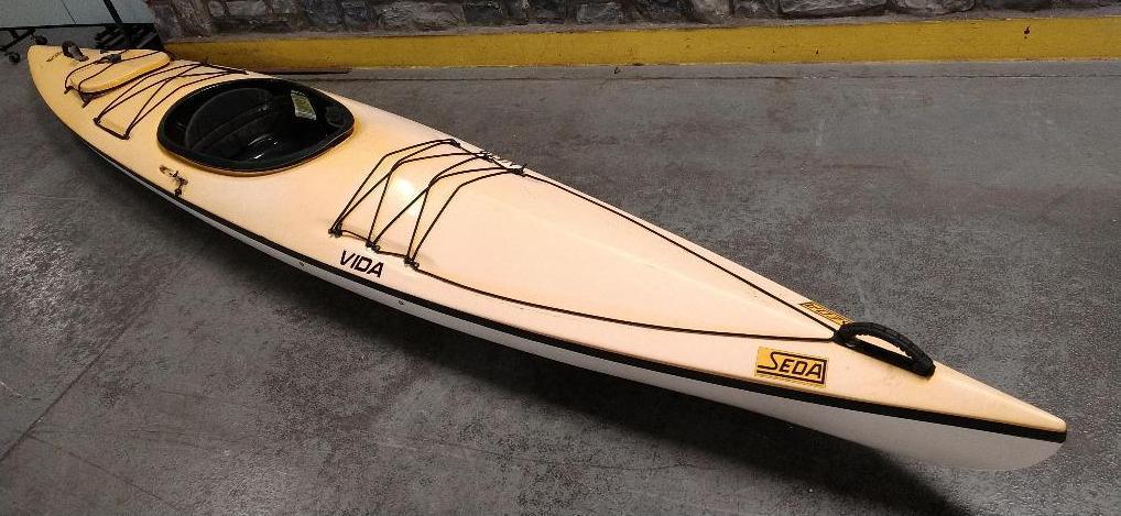 Seda Vida Fiberglass Kayak