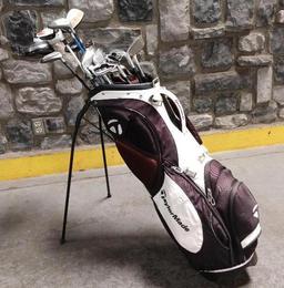 Taylor Made Golf Club Set With Bag