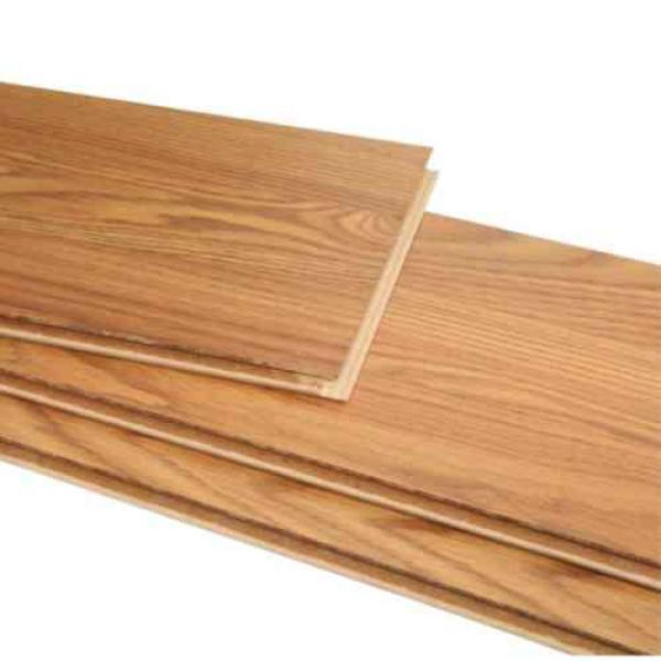 12 Cases Of Traffic Master Prescott Oak 12 mm Thick x 8.03 in. Wide x 47.64 in. Length Flooring