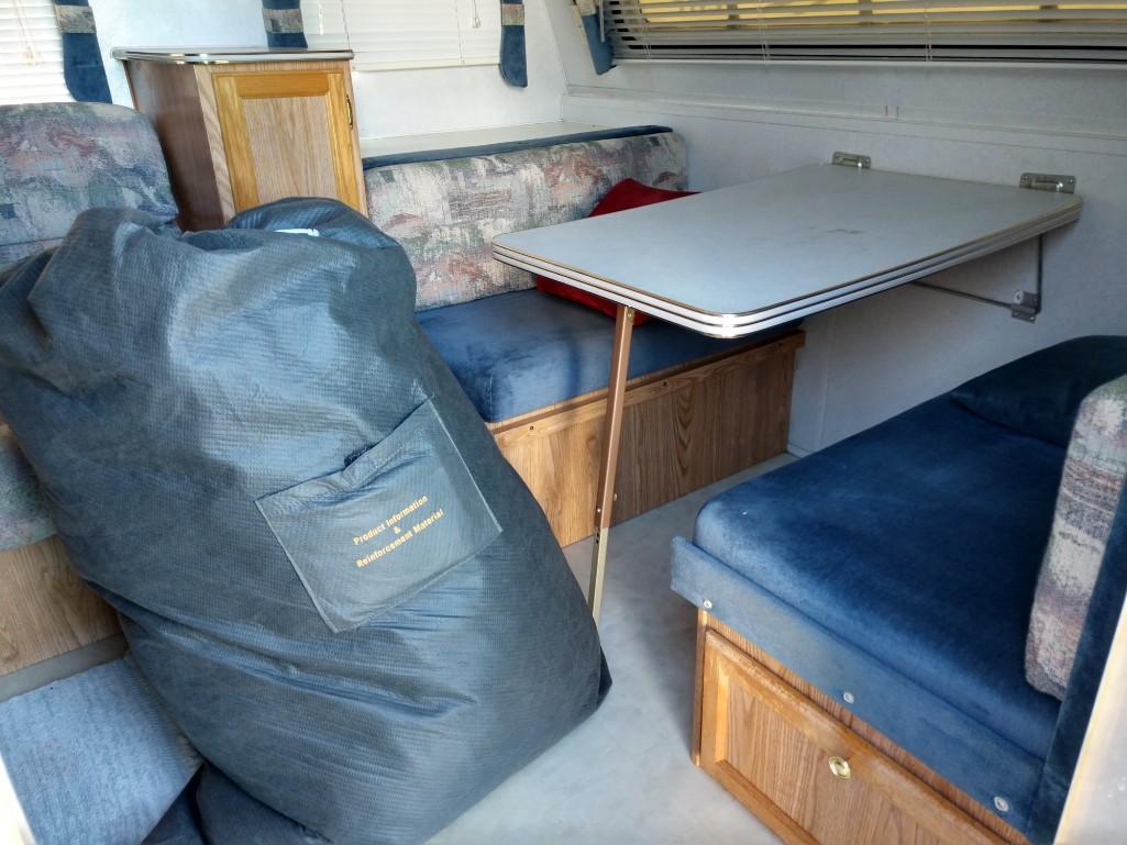 2001 Tahoe Travel Trailer