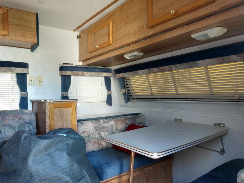 2001 Tahoe Travel Trailer