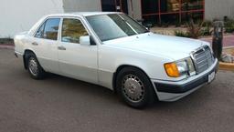 1991 Mercedes-Benz 300 E