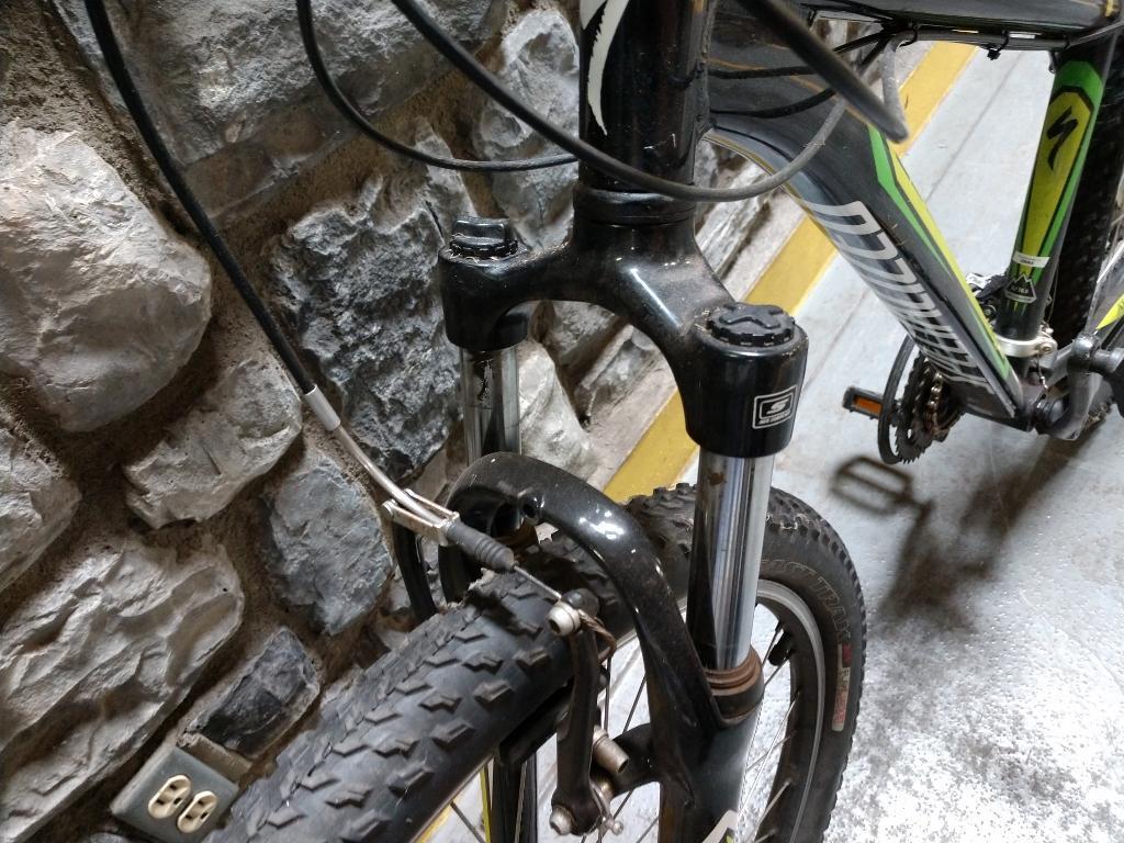 Specialized Hardrock Mountain Bike