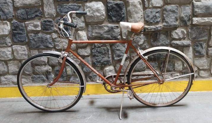 Vintage Schwinn Traveler Bicycle