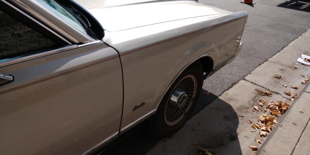 1986 Lincoln Town Car Cartier Designer Series