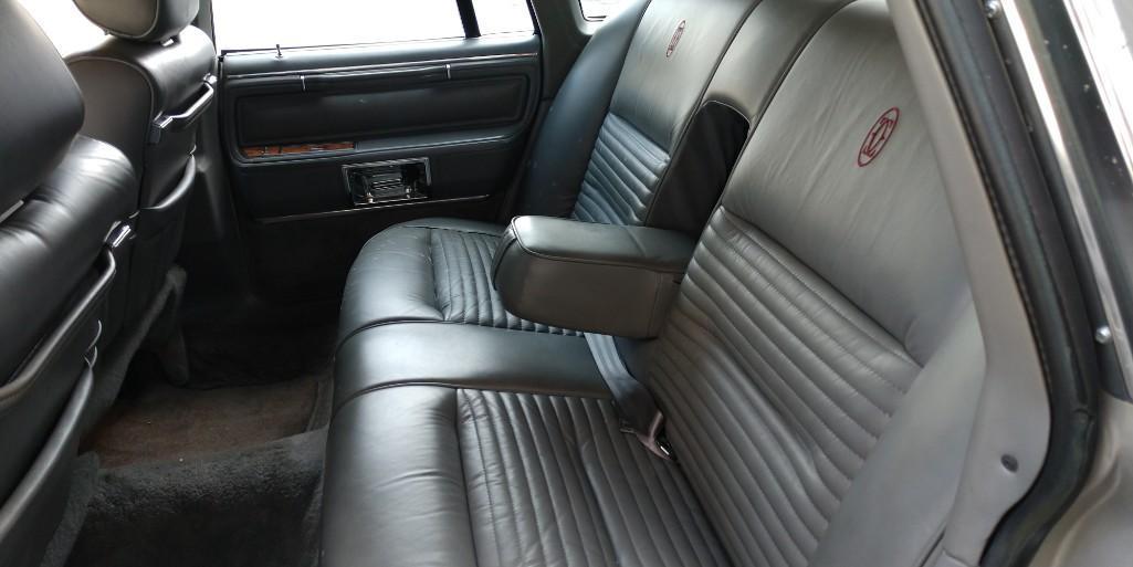 1986 Lincoln Town Car Cartier Designer Series