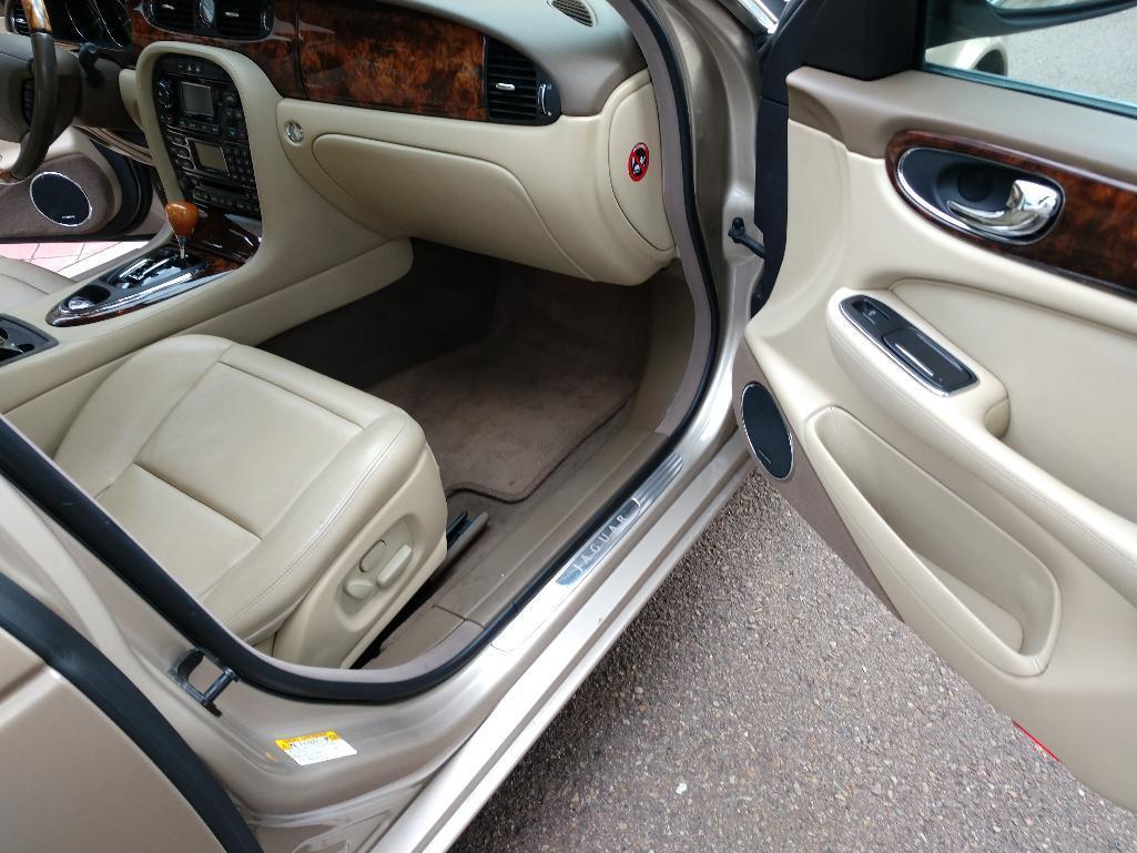 2005 Jaguar XJ8L Passenger Car - LOW MILES