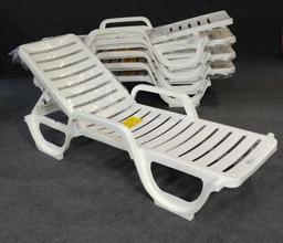 5 NEW Bahia Plastic Lounge Chairs