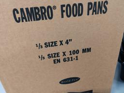 7 NEW Cases Of Cambro Food Pans