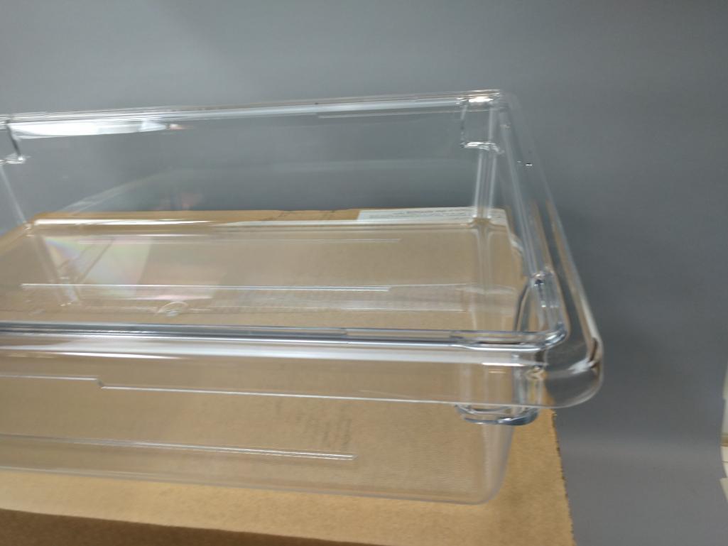 1 NEW Case Of Cambro Food Pans