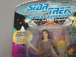 2 Star Trek The Next Generation Action Figures