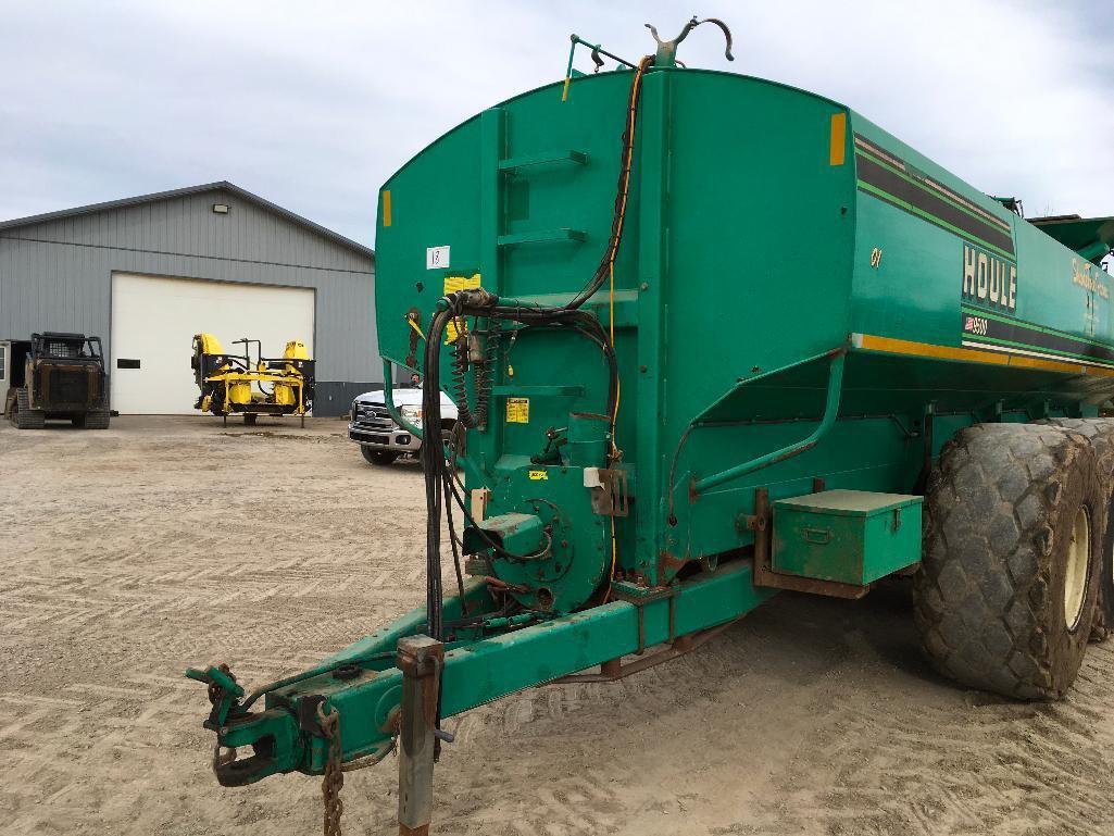 2001 Houle 9,500-gallon quad axle tanker spreader; rear discharge; PTO pump; 6-shank injector bar;