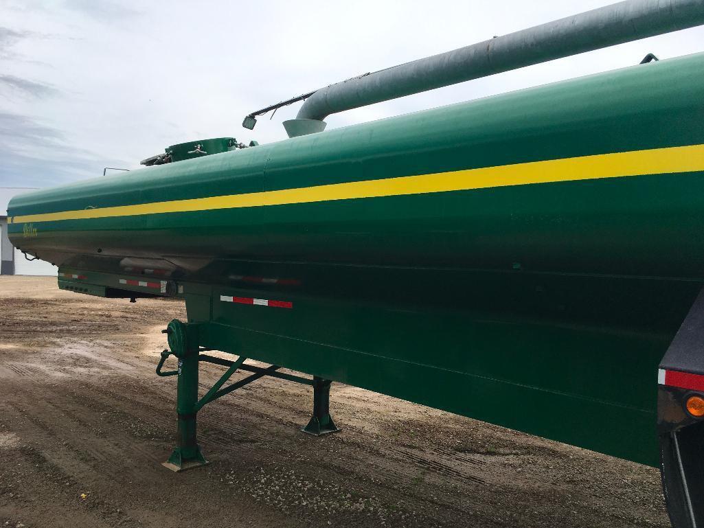 2014 Diller TT7000-NT-NB tandem axle 7,000-gallon manure tanker trailer; 21ft off-load boom; rear