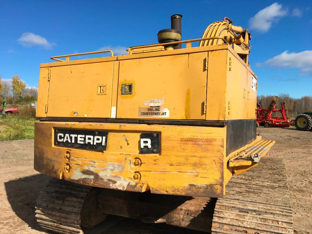 1984 Caterpillar 225 hydraulic excavator; cab w/ heat; Cat 3208 engine; 44in bucket; aux hyds; 7,785