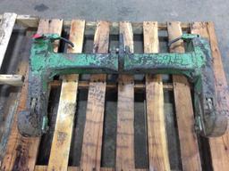 John Deere 3pt quick hitch; fits John Deere 4650 tractor.