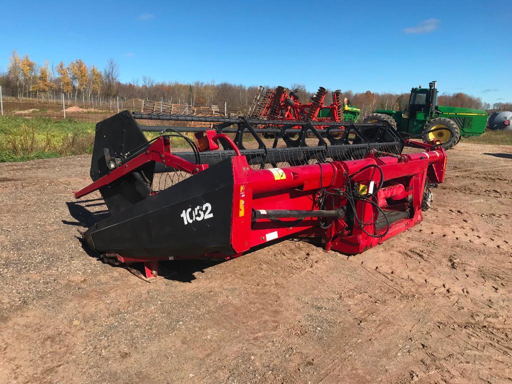 2002 Case IH 1052 21ft rigid draper grain head; hyd fore & aft; s/n CCC0011453.