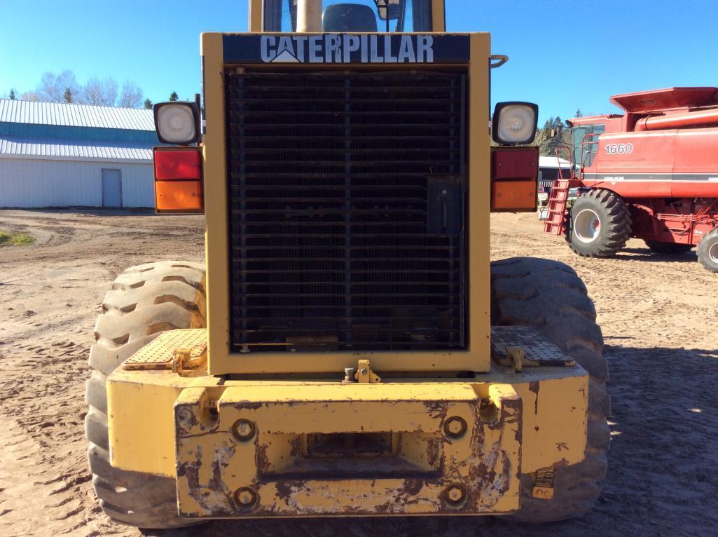 1992 Caterpillar 936F wheel loader; cab w/ heat; 20.5 x 25 tires; quick coupler bucket; 13,401