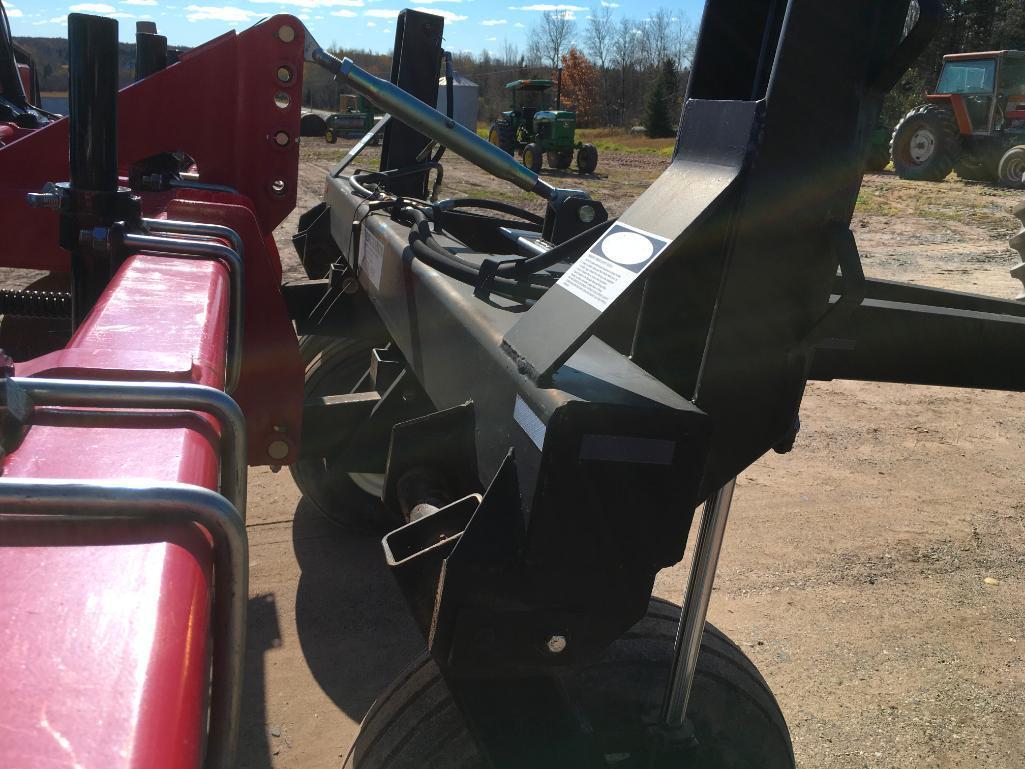 2014 Brillion ZS5302 Zone Commander 5-shank disc ripper; mounted on Elk Creek 3PTC 250 3pt cart;