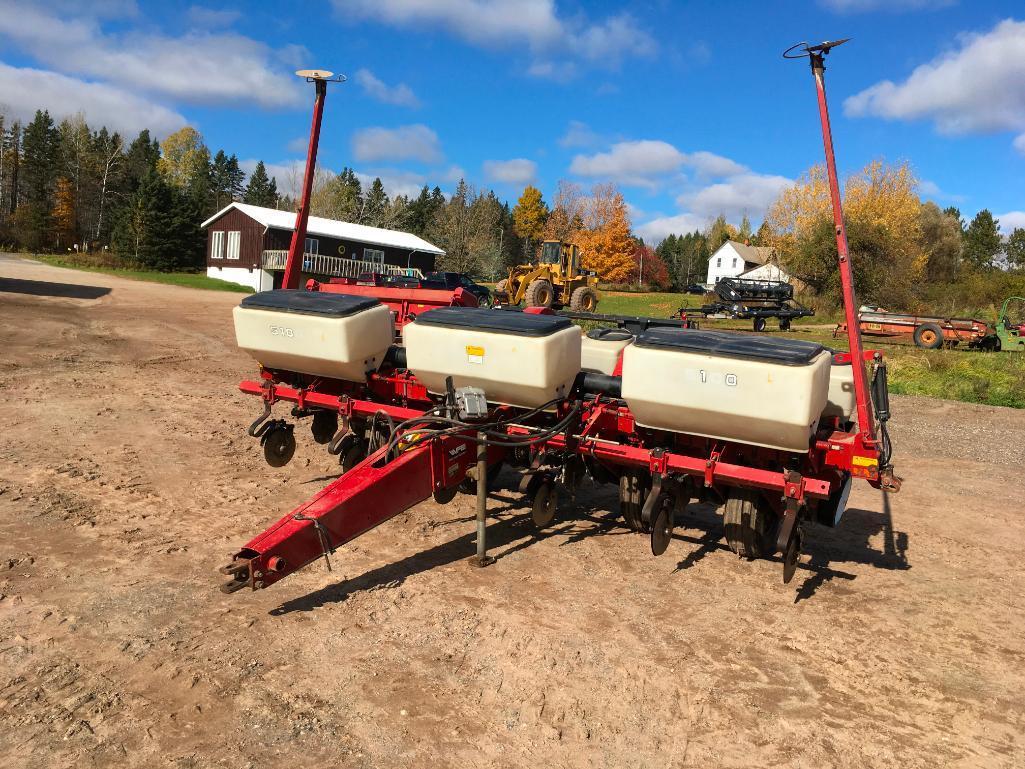 White 5100 6-row corn planter; 30in; dry fertilizer & insect boxes; s/n 603123.