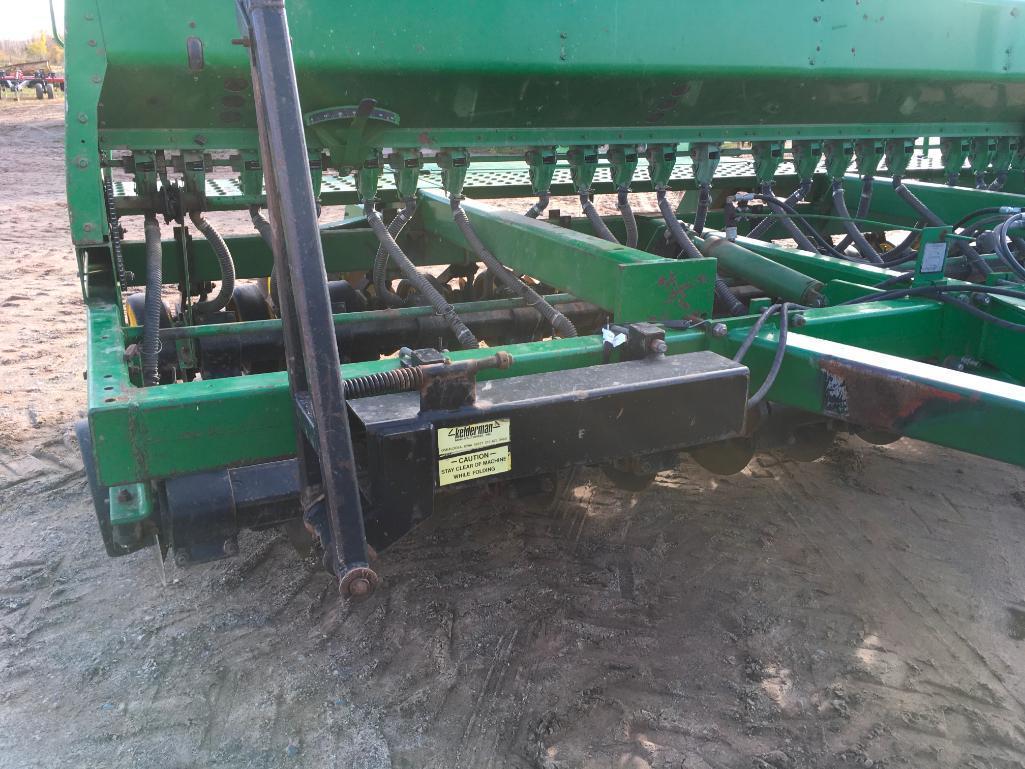 1991 John Deere 750 no till grain drill; 15ft; 7 1/2in spacing; drawbar pull; markers; tarp; 31 x