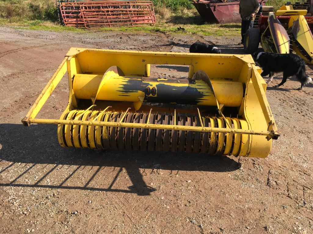 New Holland 770 forage harvester w/ 1-row corn & hay head; s/n 306246.