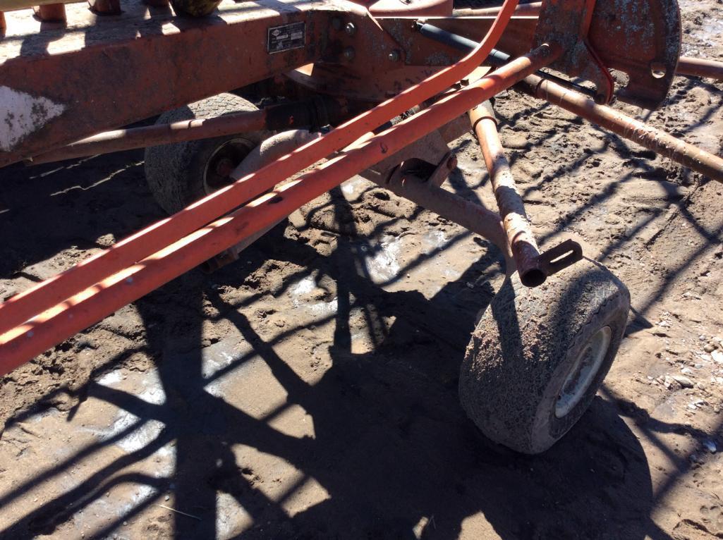 Kuhn GA 381 GT rotary hay rake; s/n 930035.