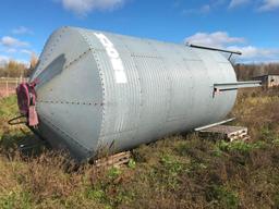 Brock 1,000 bu grain bin.