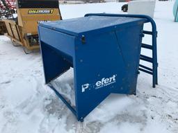 2012 Priefert creep feeder w/ 2 gates.