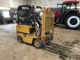 1992 Caterpillar T30D cushion tire forklift; LP gas engine; 3,000 lbs capacity; 154in lift; 7,936