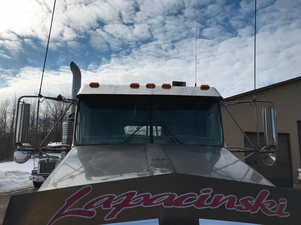 2003 Kenworth T-800 day cab truck tractor; tandem axle; Cat C-12 engine; 10-speed trans; engine