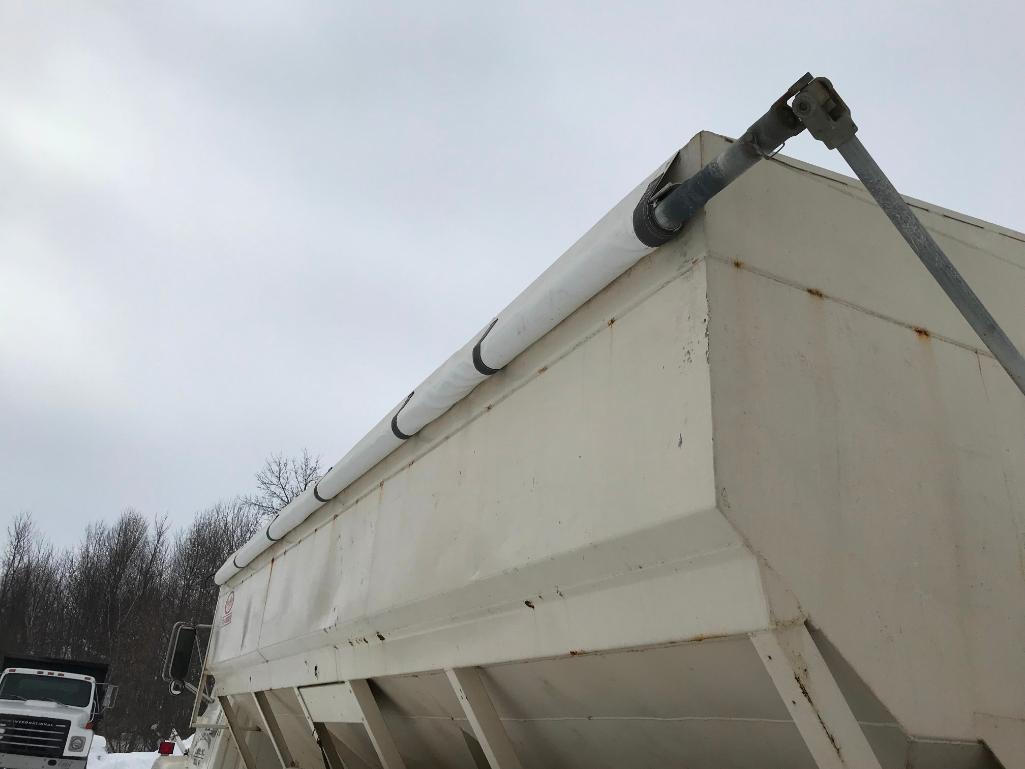 1989 Ford L8000 fertilizer truck; tandem axle; Ford diesel engine; auto trans; Ray-Man field charger