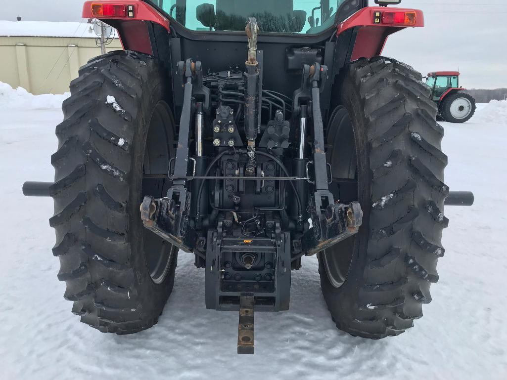 2002 Case IH MX170 tractor; CHA; MFD; 16-speed powershift trans; 380/85R46 rear tires; 320/85R34