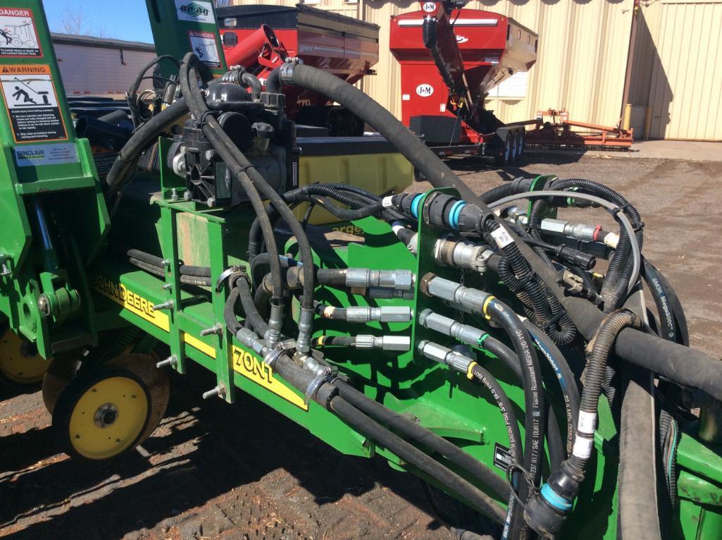 2013 John Deere 1770 NT Max Emerge XP 24-row corn planter; 30in spacing; 2-pt hitch; pneumatic down