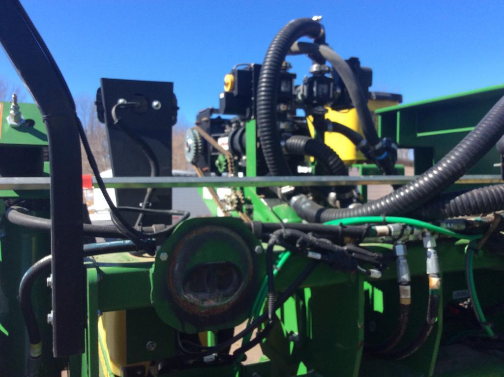 2013 John Deere 1770 NT Max Emerge XP 24-row corn planter; 30in spacing; 2-pt hitch; pneumatic down